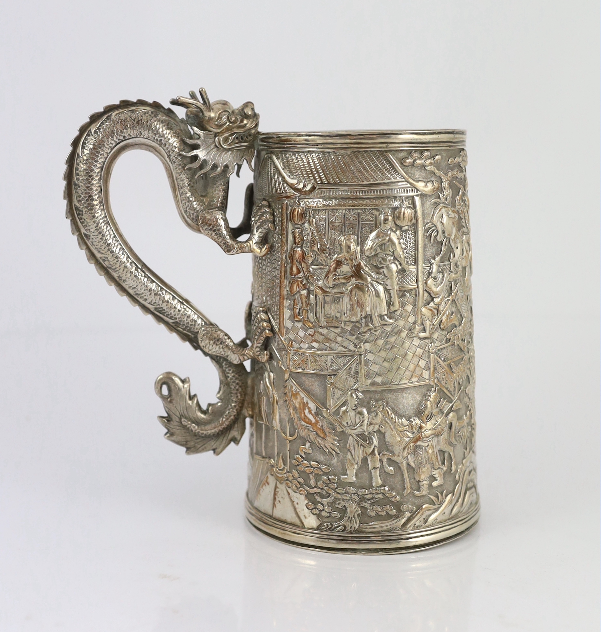 A 19th century Chinese silver mug, makers mark LC?